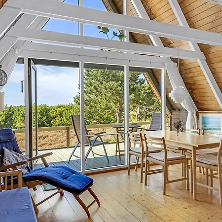 Holiday home Ariana - 150m From The Sea In Ne Jutland By Interhome *