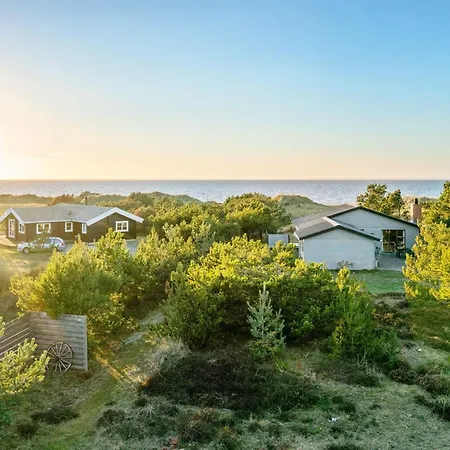 Ariana - 150m From The Sea By Interhome *
